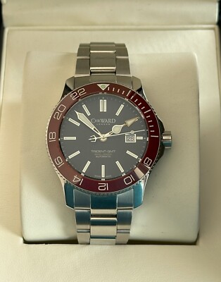 Christopher Ward C60 Trident Pro 600 GMT Red Automatic Military