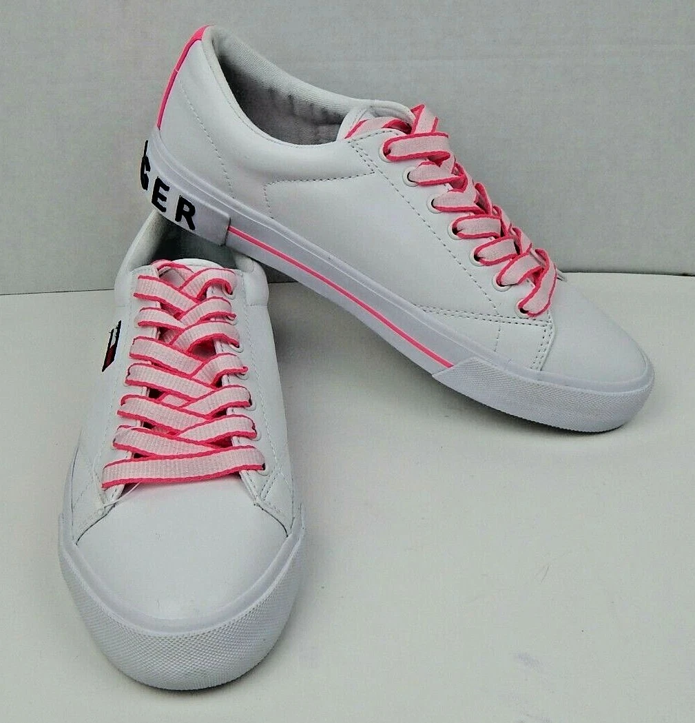 Tommy Hilfiger Women s Flint 2 Sneaker Size 8 eBay