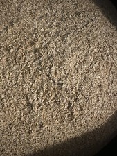 15oz Wheat Bran Bedding, Gut-Load for Superworms, Mealworms And Other Feeders