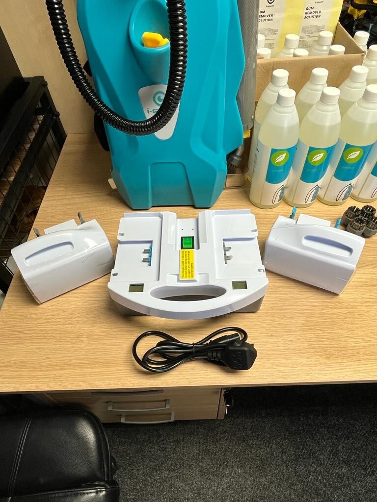 IGUM Chewing Gum Removal Machine Battery Operated Excellent Condition