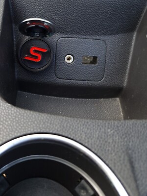ford fiesta mk7 cigarette lighter cigarette lighter insert for ford fiesta race red zetec s zs zetecs MK7 7.5  RB