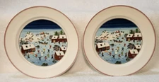 Set of 2 Villeroy & Boch Naif Christmas Laplau Dinner Plates 10.5" Winter Scene