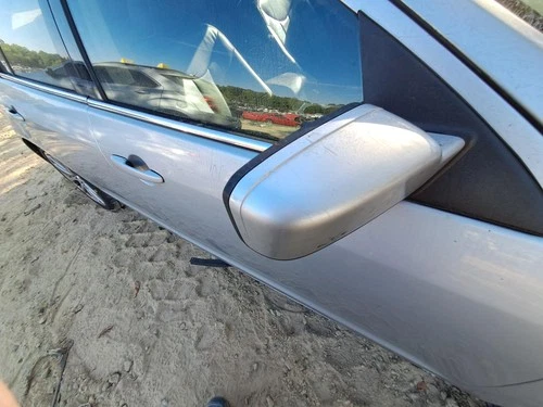 Used Right Door Mirror fits: 2010 Mercury Milan Power w/o blind spot alert w/pud