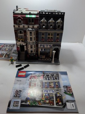 RETIRED LEGO Creator Expert Pet Shop 10218 -As Is Mostly Complete, No Box