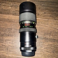 vintage Vivitar 75-260mm f/4.5 Auto Zoom camera lens