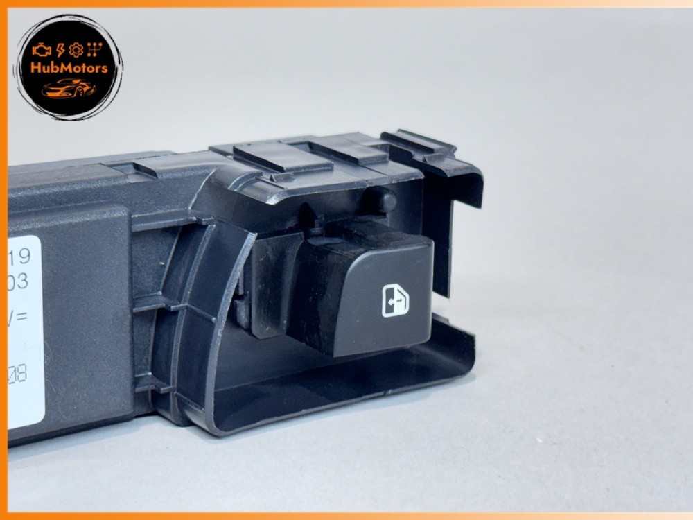 03-13 Maserati Quattroporte M139 Front Right Side Door Window Control Switch Oem