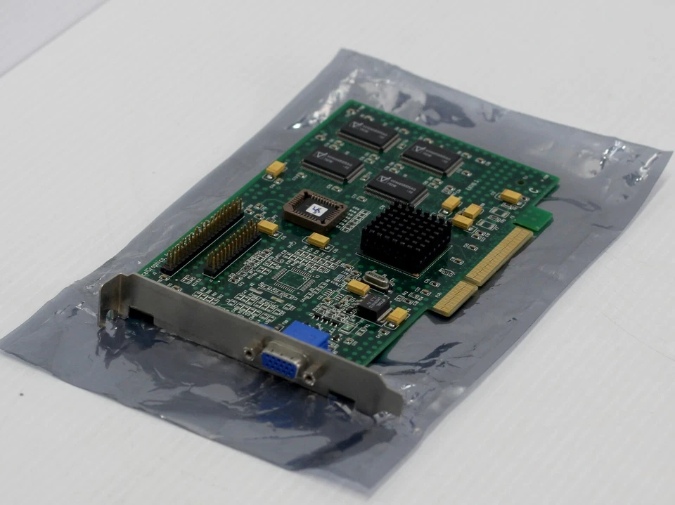 3DLabs Permedia II, 8MB, AGP 1x/2x, AccelSTAR, TVP4020C, VERY RARE CARD, WORKING - Image 2 of 3