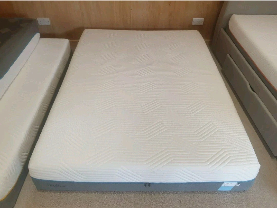 TEMPUR CLOUD ELITE 25CM KINGSIZE MATTRESS 150CM X 200CM eBay