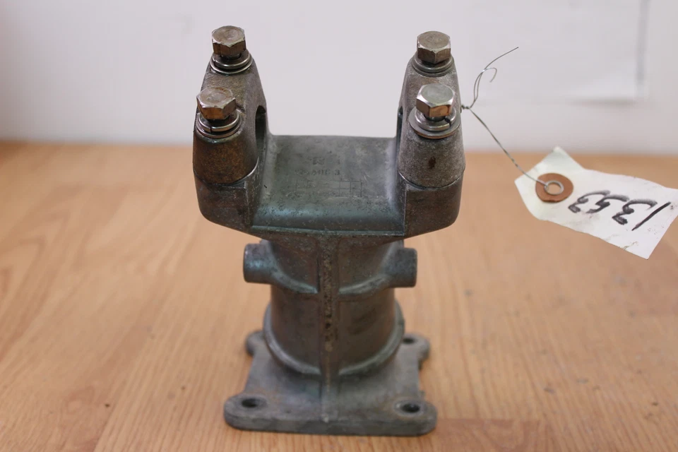 1994 KAWASAKI JET SKI SUPER SPORT XI JH750 Handlebar Clamp - Image 4 of 4