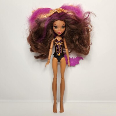 Monster High Ghoul To Wolf Clawdeen Transformation Doll