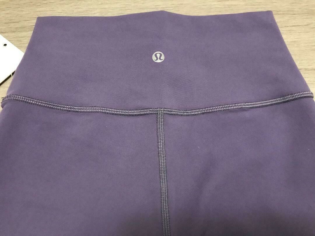 🦄NWT LULULEMON Wunder Under Tight Size HR Purple Quartz Full-on