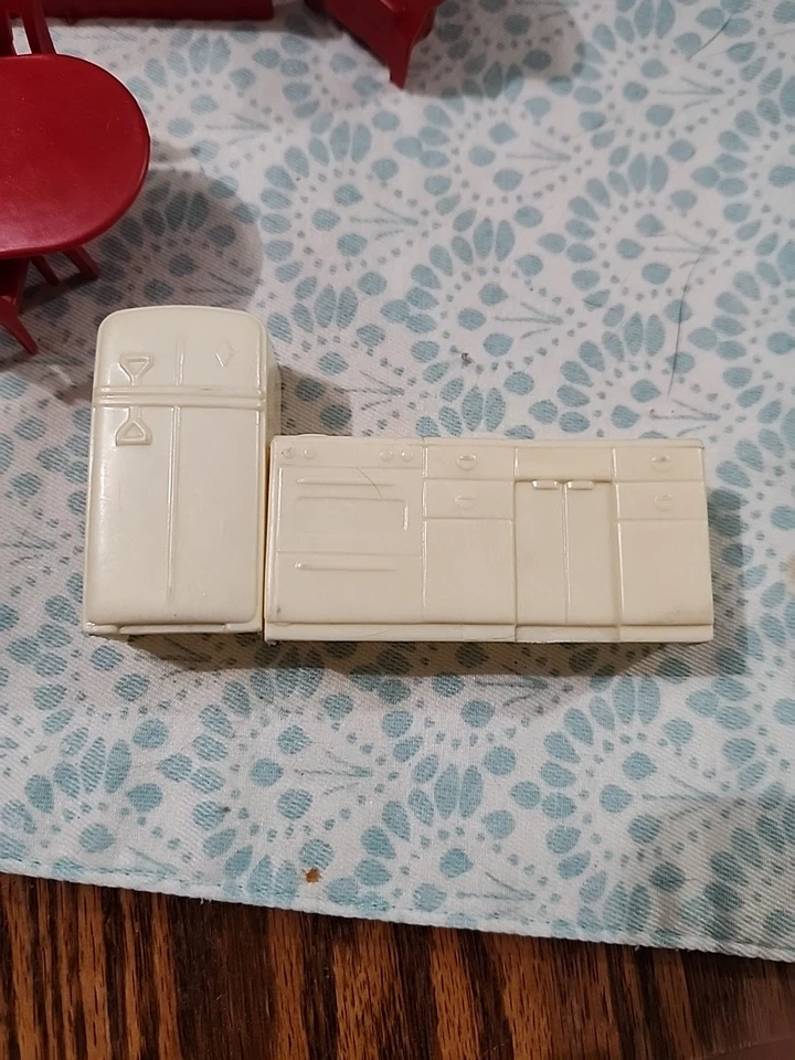 Gran Lote Marx Años 50 Casa de Muñecas Miniatura Muebles Cocina Salón Baño Foto 3 de 4