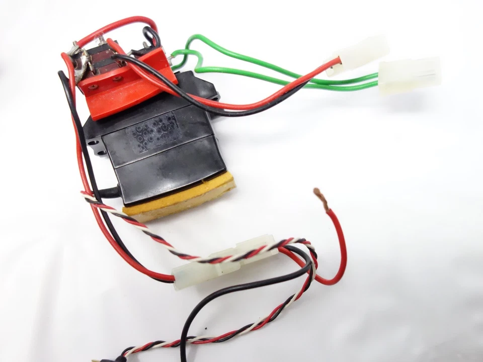 Robbe Economic - Fernsteuerung mit Empfänger, Servo, Regler, Batteriefach - Bild 4 von 4