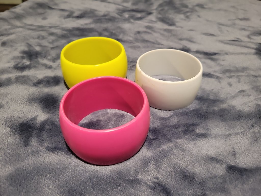 Vintage Plastic Bangle Bracelets Set - image 1