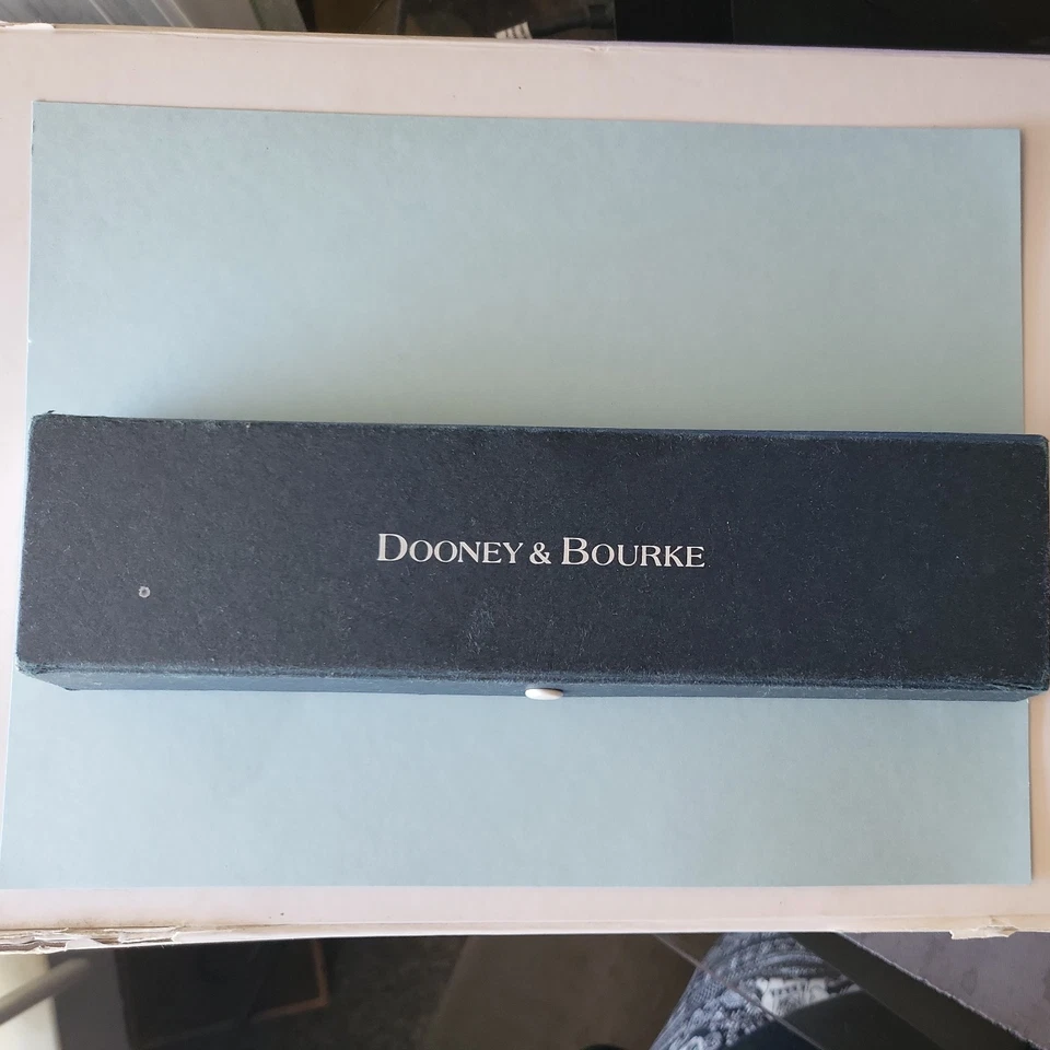 Reloj Dooney & Bourke Mujer 40mm Tono Plata Rosa Cristales Fecha Batería Nueva Foto 2 de 3