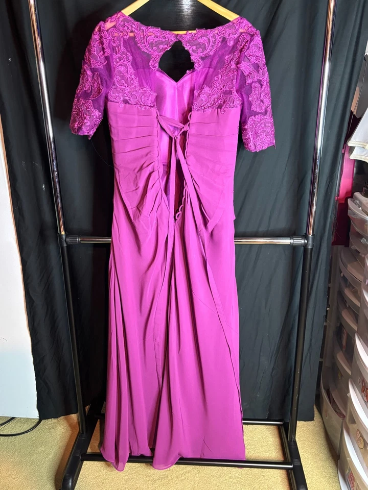 NWT Lace Mother Of The Bride Groom Long Dress Full Length Magenta Half Sleeve 12 - Image 4 of 4