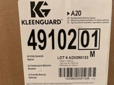 (Case of 24) Kimberly-Clark KLEENGUARD A20 Breathable Particle, 49102, Medium