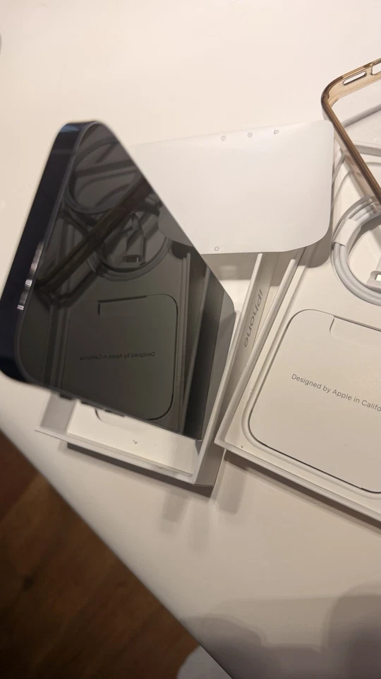 iPhone 14 Pro (MQ1F3ZD/A), Deep Purple, 256GB - Bild 2 von 4