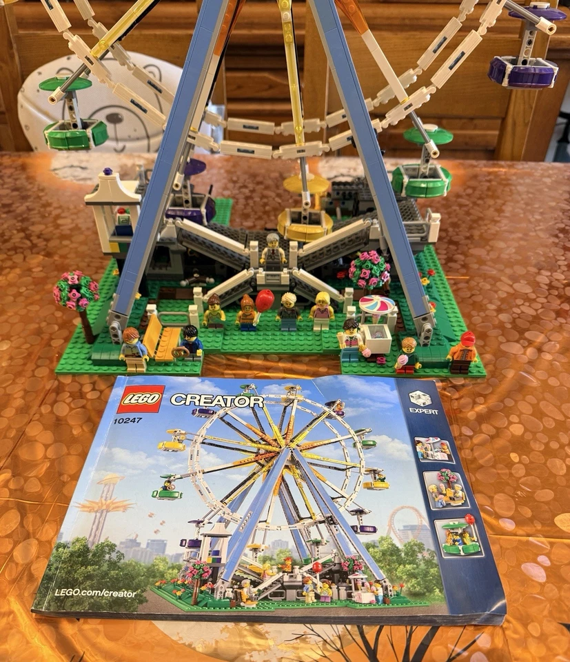 LEGO Creator 10247 Ferris Wheel, foto 2 di 5