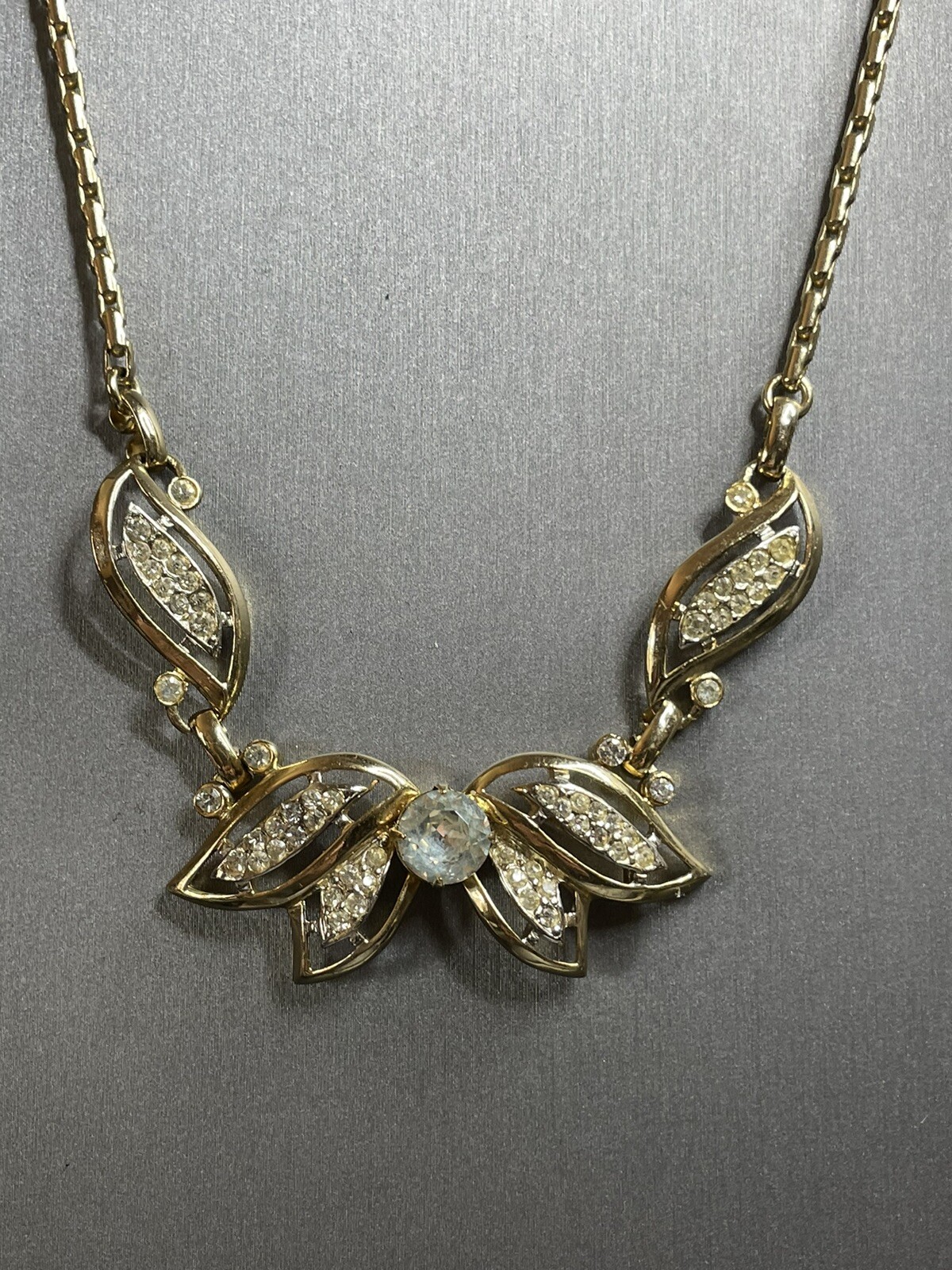 KRAMER Rhinestone Gold Tone Statement Center Chai… - image 1