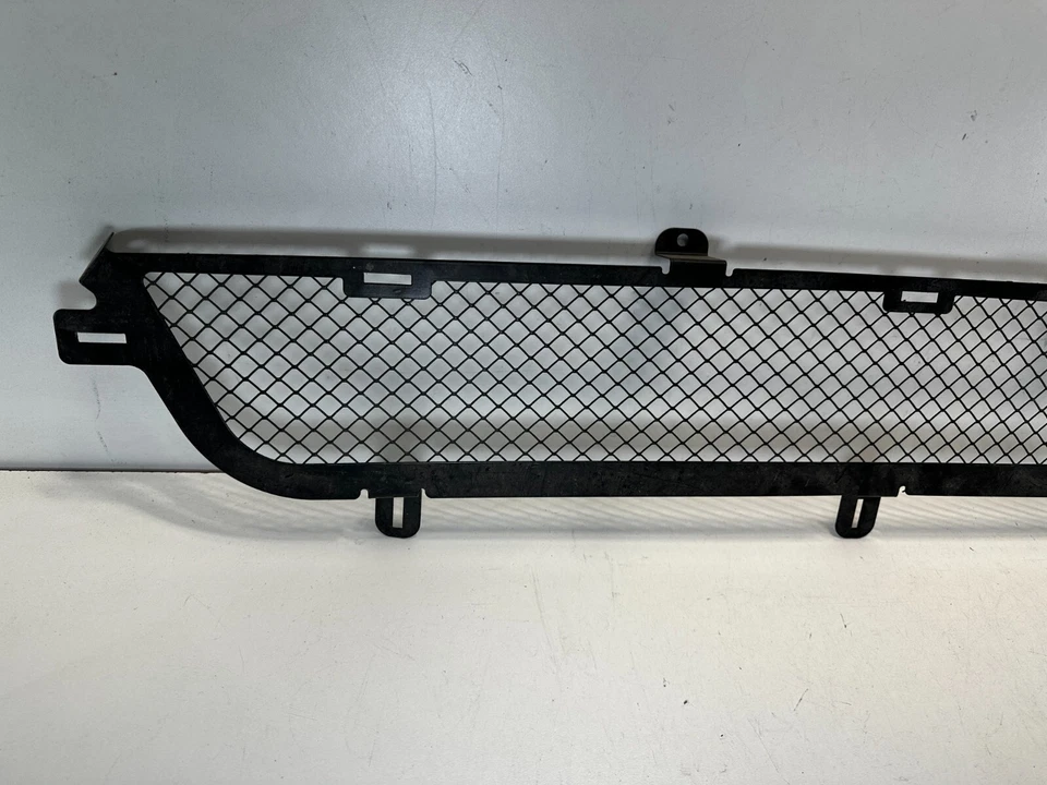 ¡COMO NUEVO! Aston Martin DB9 2004-2011 REJILLA MALLA INFERIOR OEM Foto 2 de 4