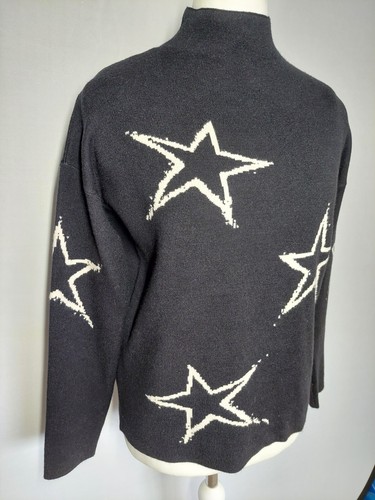 Tahari Womens Jumper Size M UK 10 Black White Star High Neck Soft Knit BNWT - Picture 2 of 10