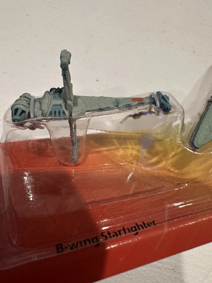 Star Wars Micro Machines IX 1997 B-Wing, A-Wing, Super Star Destroyer Open Box - Image 2 of 4