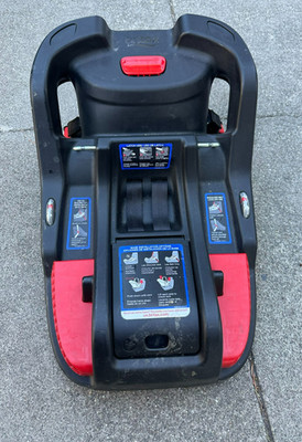Britax Gen2 Infant Car Seat Base with SafeCenter Latch Install - B-Safe 35 Base