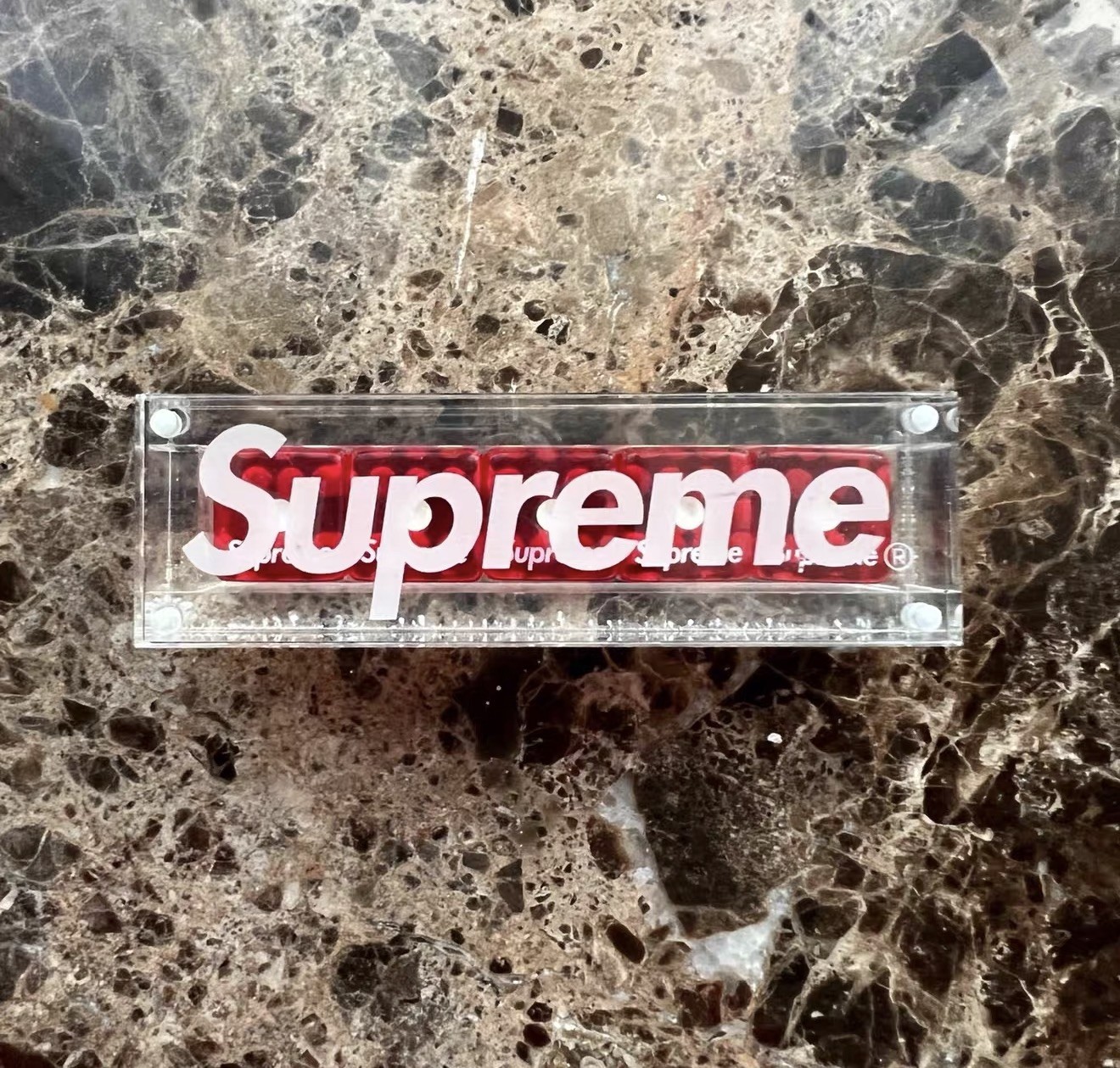 Supreme Red Dice Set Magnetic Acrylic Case FW11 Rare