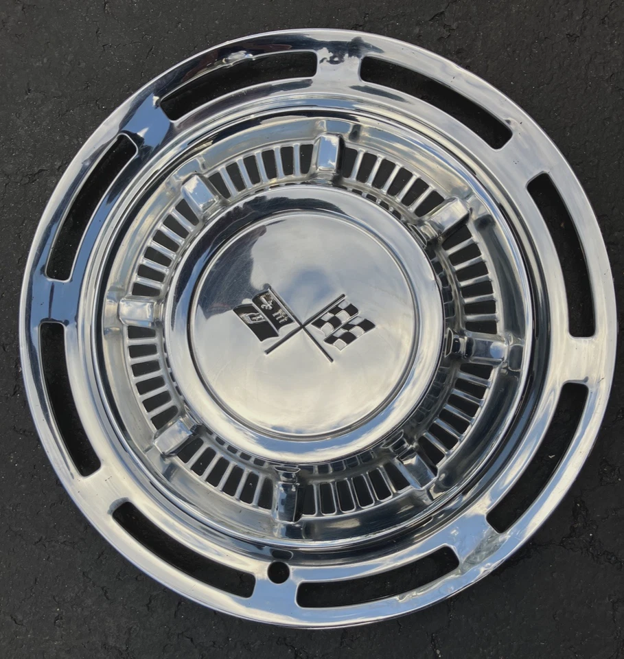6 Chevrolet Hub Caps 1957 1959 1961 1964 1966 1967 1970's Impala Bel Air Nova - Image 2 of 4