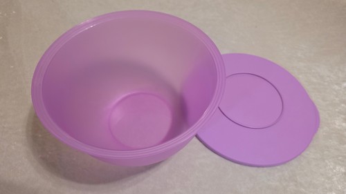 Tupperware Schüssel 4,3 l junge Welle lila