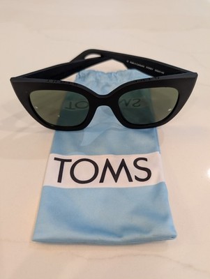 TOMS TRAVELER Sydney Matte Black Frame with Bottle Green Glass Lens Women's Cat