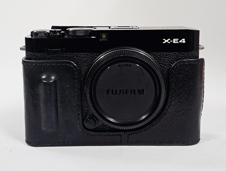 FUJIFILM X-E4 ブラック Amazon.co.jp: 富士フイルム(FUJIFILM) ミラーレスデジタル