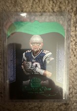 2015 Panini Crown Royale - Men at Arms Die-Cuts Tom Brady #MA3 Green