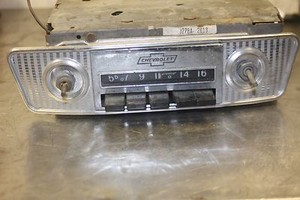 chevrolet radio vintage