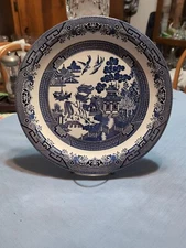 Vtg Churchill Blue Willow Staffordshire England Round Chop Serving Plate 12.75"