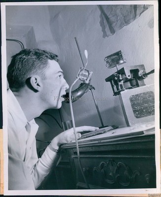 1949 Scientist Shows How Sound Of His Voice Changes Gas Flame Science Photo 8x10