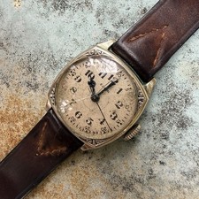 1933 Elgin 14K GF Engraved Tonneau Case Arabic Numerals Wristwatch Watch READ