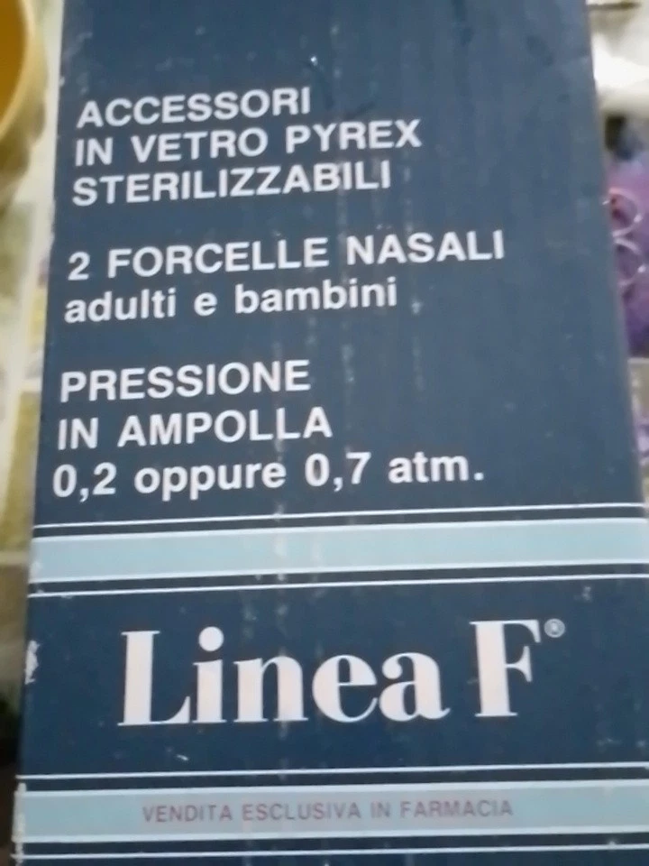 Apparecchio per Aerosol Aerosolterapia Linea F di Angelini VINTAGE Usato Poco  - Immagine 3 di 4