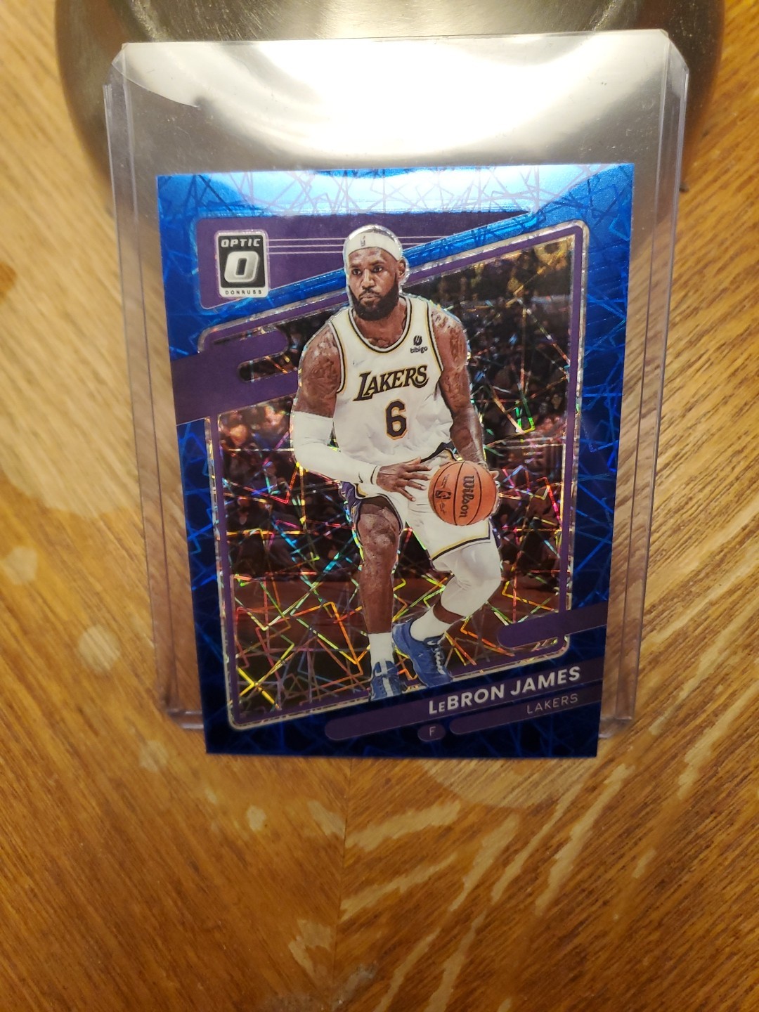 2021-22 Panini Donruss Optic - LeBron James #41 Blue Velocity Prizm