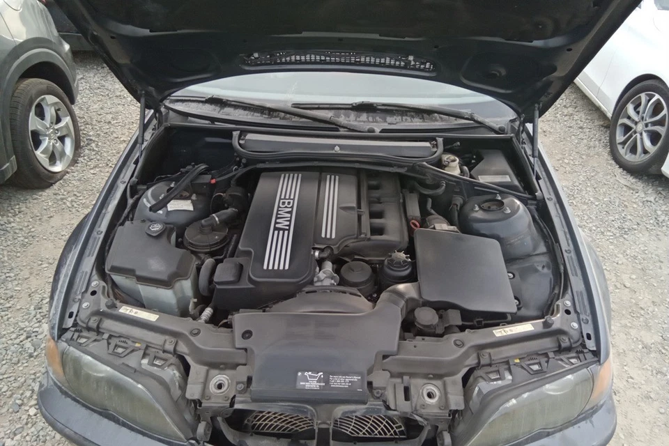 BMW 325i 2003 motor de 2,5 L fabricante de equipos originales 146 k millas (LKQ ~ 439214035) Foto 3 de 4