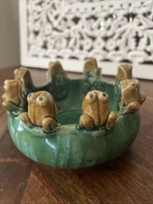 Vintage Majolica Frog Pottery Shallow Planter Pot with 8 Frogs Lily Pads 6 inch