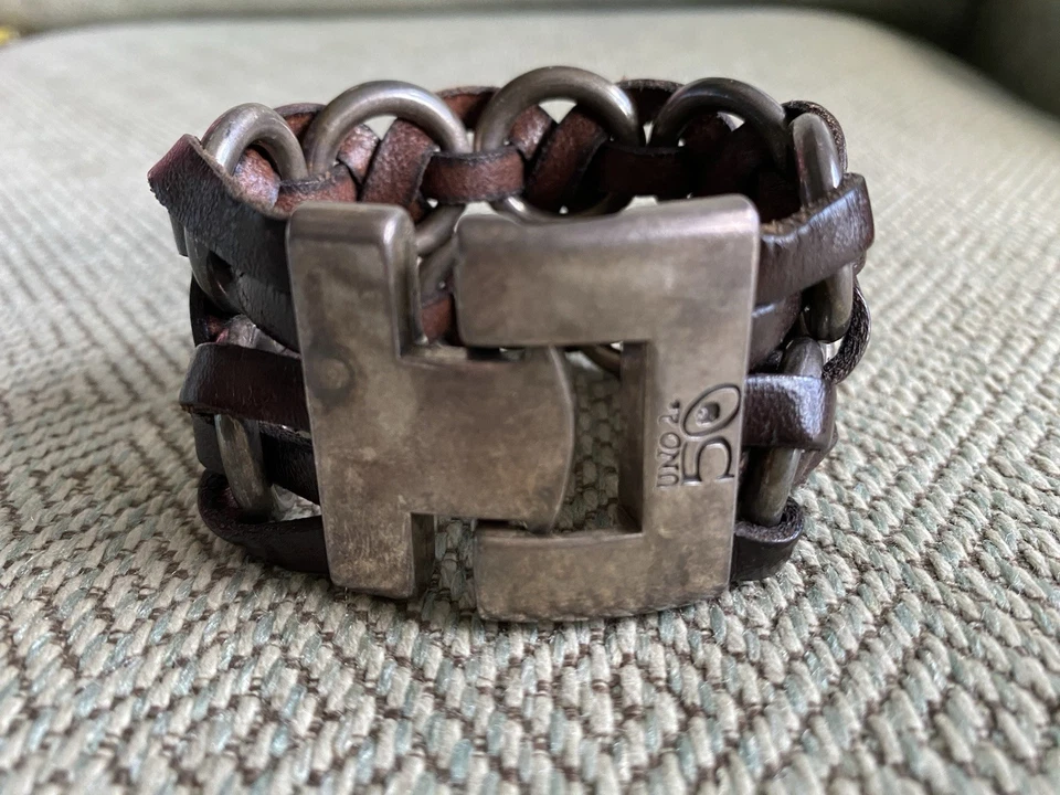Brazalete UNO de 50 Cuero Marrón Plata Grueso Hebilla Foto 2 de 4