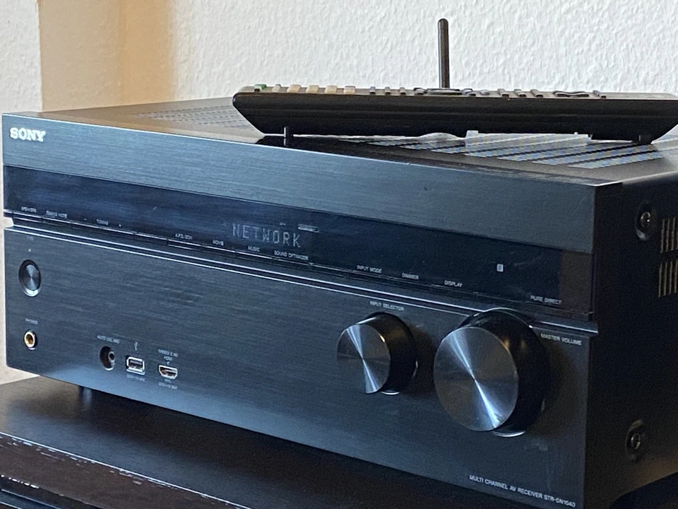 SONY STR-DN1040 Netzwerk 7.2 Receiver 165 Watt 4K 3D Wi-Fi AirPlay DD+ ARC TOP - Bild 2 von 4