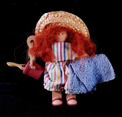 Lizzie High By Ladie & Friends Redhead Beach Girl 1992  The Little Ones 6.25''