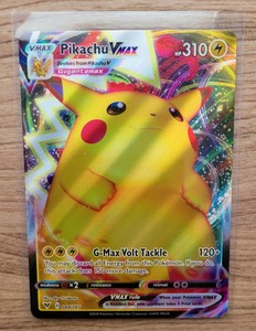 044 185 pikachu vmax