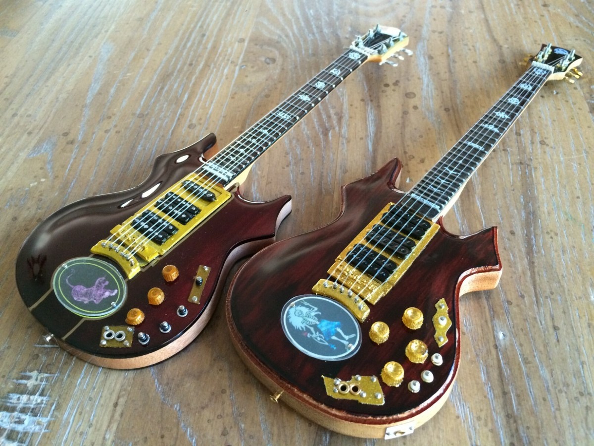 Grateful Dead Collectible SET of 2 Jerry Garcia Rosebud & Tiger