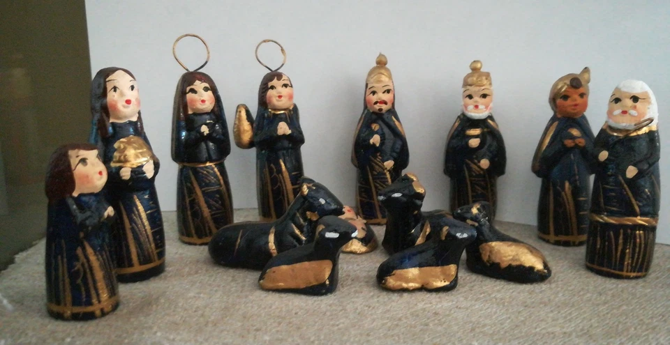 Presepe terracotta blu messicano fatto a mano - Immagine 3 di 4