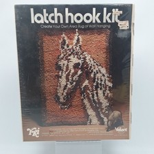 NEW in Package Vintage VALIANT CRAFTS Latch Hook Kit 9122 Horse Head 20" x 27"