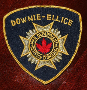 DOWNIE ELLICE, PERTH COUNTY ONTARIO FIRE DEPARTMENT FIREFIGHTER SHOULDER PATCH